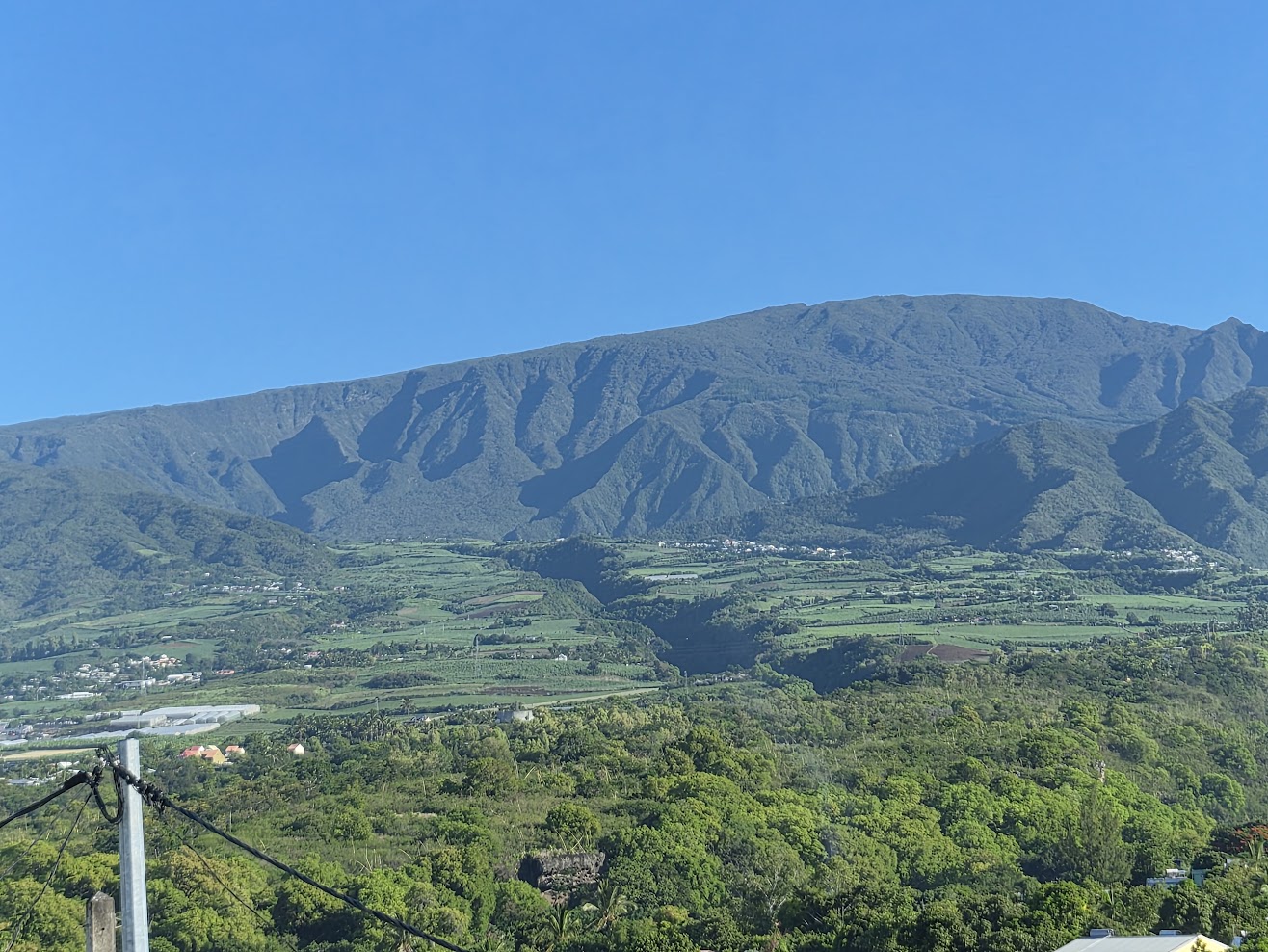 Montagnes autour de Saint-Louis